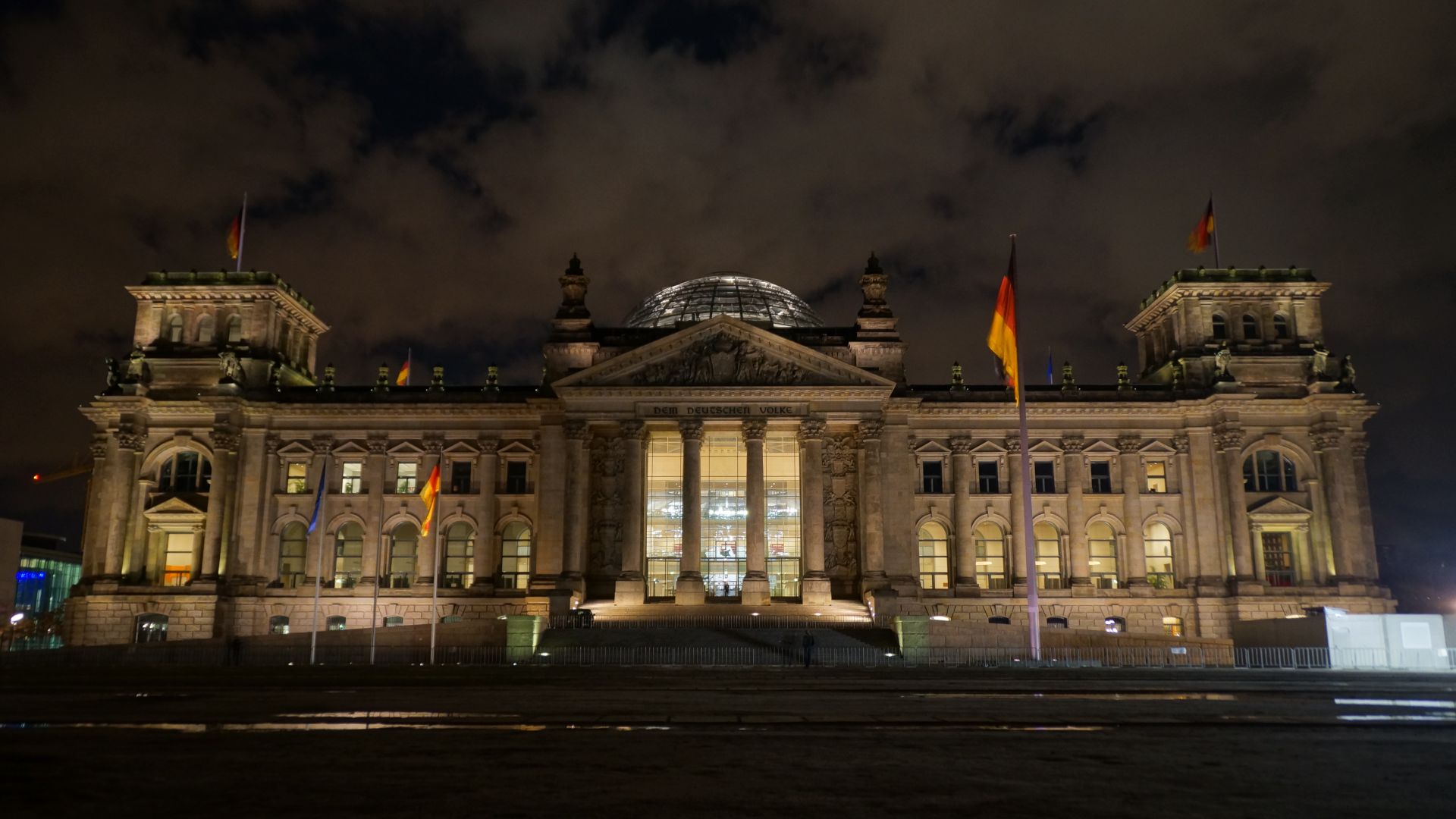 Gewaltenteilung in Deutschland: Legislative, Exekutive und Judikative
